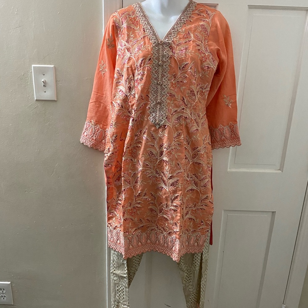 Pakistani dress new size medium
